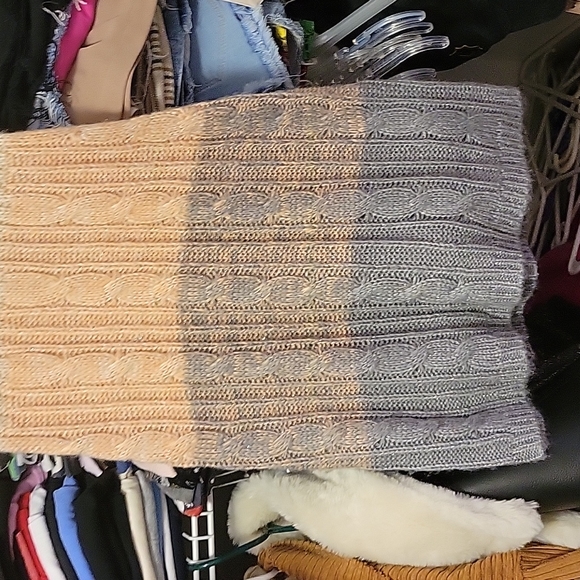 Sweater dress - Picture 2 of 2